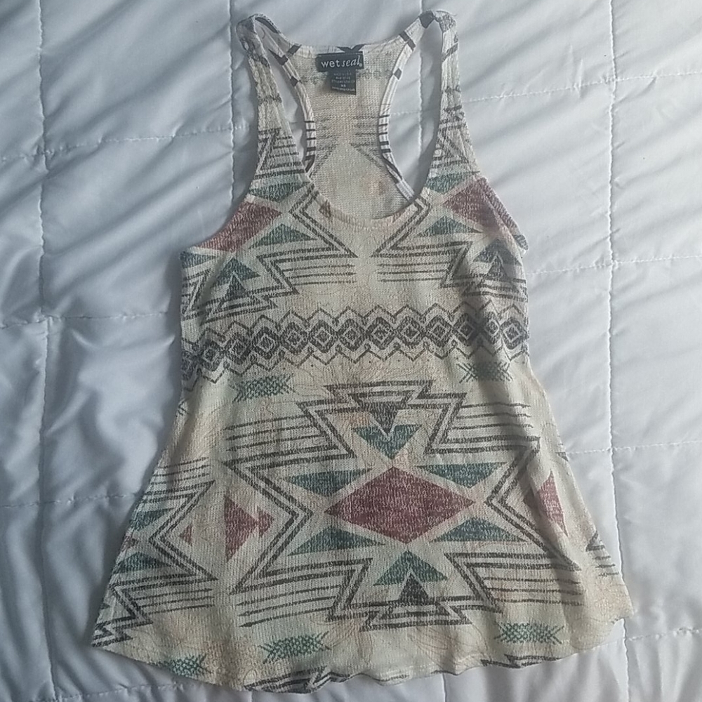 Soft & confy aztec top